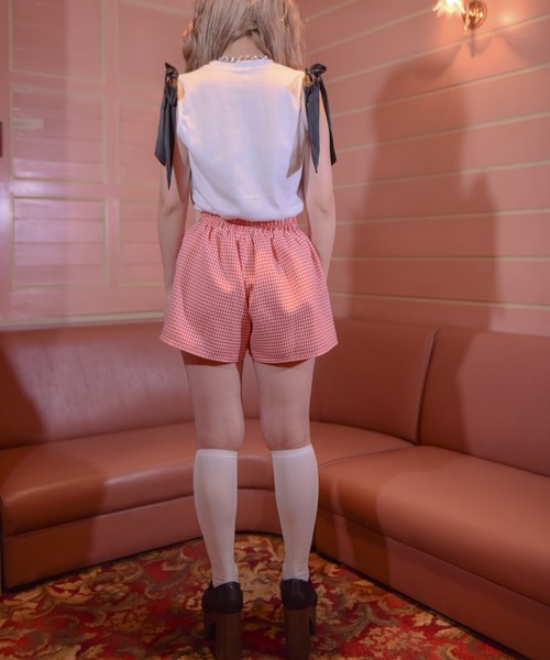 Last Virgin(ラストバージン)の「ハートボタンパイピングギンガムチェックハイウエストショートパンツ(その他パンツ・レディース・ブラック/レッド・FREE)」の6枚目の写真