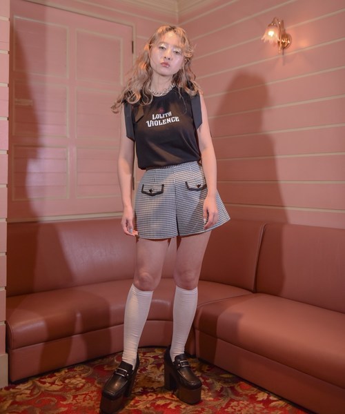 Last Virgin(ラストバージン)の「ハートボタンパイピングギンガムチェックハイウエストショートパンツ(その他パンツ・レディース・ブラック/レッド・FREE)」の17枚目の写真