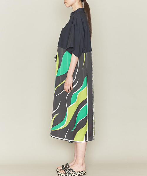 ASTRAET（アストラット）の「ASTRAET（アストラット）プリントコンビ スタンドカラー ワンピース（シャツワンピース・レディース・ブラック/ネイビー・FREE）」の13枚目の写真