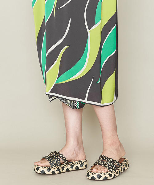 ASTRAET（アストラット）の「ASTRAET（アストラット）プリントコンビ スタンドカラー ワンピース（シャツワンピース・レディース・ブラック/ネイビー・FREE）」の5枚目の写真