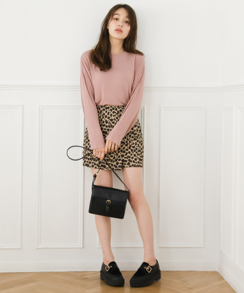 Heather（ヘザー）の「フェミニンムードTユルプルオーバー　　850338（Tシャツ/カットソー・レディース・ブラウン/ピンク/ブルー/ホワイト/ブラック/ベージュ・FREE）」の7枚目の写真