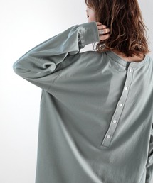 classicalelf | 後ろヘンリーネックロング丈長袖カットソー(Tシャツ/カットソー)