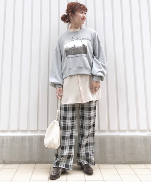 archives（アルシーヴ）の「ボリュームスリーブスウェット（Tシャツ/カットソー・レディース・ベージュ/シルバーグレー/オフホワイト・MEDIUM）」の5枚目の写真