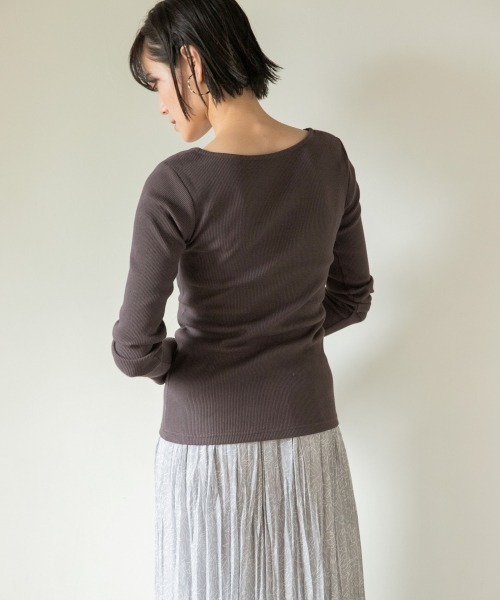 LOWRYS FARM（ローリーズファーム）の「ヘンケイリブタイトＬＳ　861679（Tシャツ/カットソー・レディース・チャコールグレー/ブラウン/ブルー/グリーン/アイボリー・MEDIUM/LARGE）」の10枚目の写真