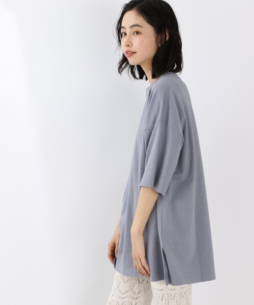 LOWRYS FARM（ローリーズファーム）の「ＢＩＧチュニックＴＥＥ　878545（Tシャツ/カットソー・レディース・チャコールグレー/ブラック/ベージュ/オフホワイト/ブルー・FREE）」の20枚目の写真