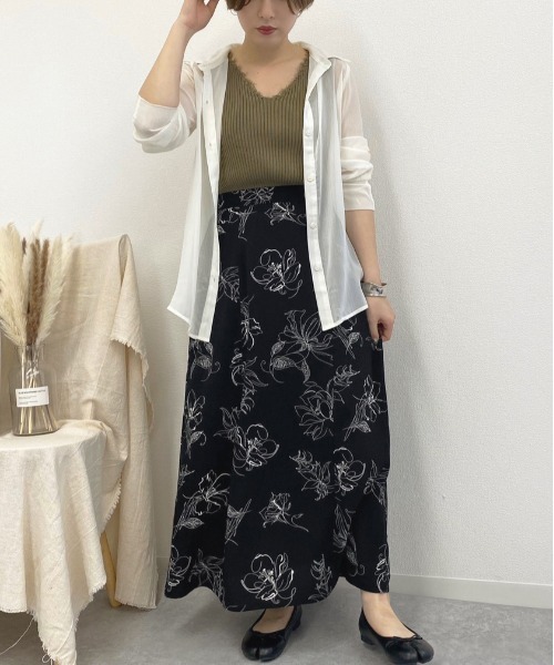 apres jour mignon(アプレジュールミニョン)の「線画マーメイドラインスカート【ZOZOTOWN限定アイテム】(スカート・レディース・ブラック/オフホワイト/ミント/ライトベージュ・フリー)」の17枚目の写真