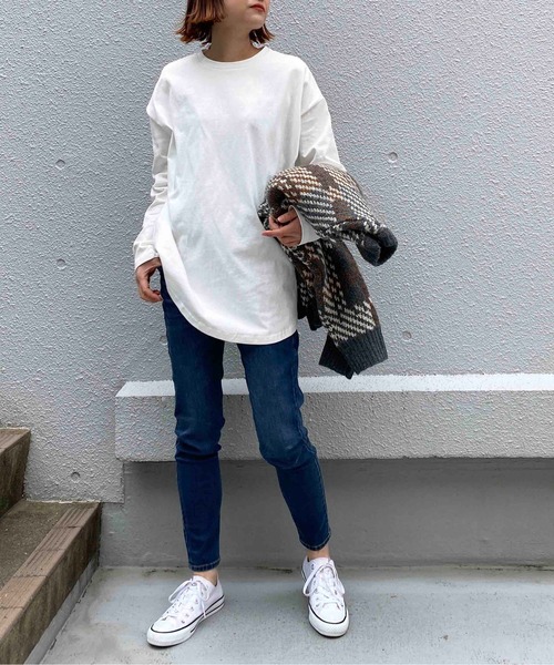 PICCIN(ピッチン)の「ヘビーウェイトバックスリットロンT(Tシャツ/カットソー・レディース・グレイッシュベージュ/オフホワイト/パープル/ブラック・M)」の21枚目の写真