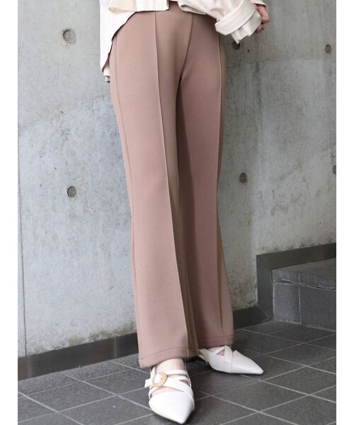 MURUA(ムルーア)の「ボンディングフレアパンツ(その他パンツ・レディース・アイボリー/ブラック/モカ・FREE)」の20枚目の写真