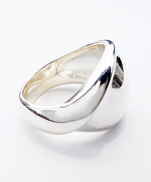 Blanche(ブランシュ)の「Blanche ブランシュ カーブデザインリング Tierra(ティエラ)(リング・レディース・シルバー/ゴールド・#13/#11)」の6枚目の写真