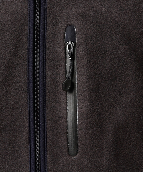 BEAUTY&YOUTH UNITED ARROWS（ビューティーアンドユースユナイテッドアローズ）の「BY サンドウィッチ フリース V ジップ ブルゾン ◆（ブルゾン・メンズ・ダークグレー/ネイビー・SMALL/LARGE/MEDIUM）」の13枚目の写真