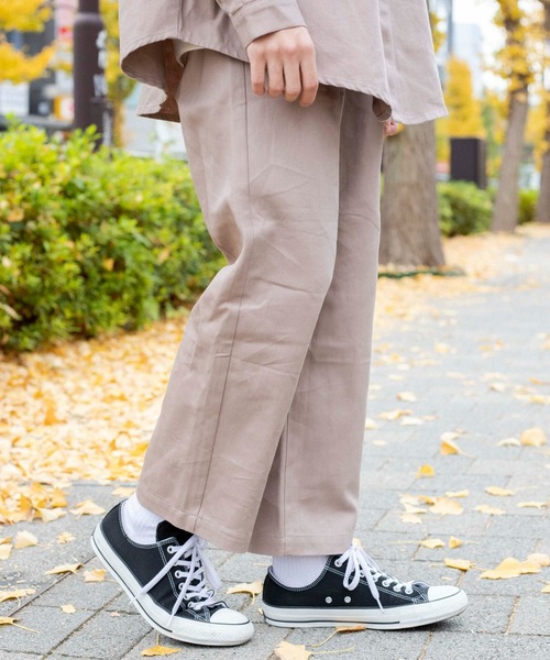 WEGO（ウィゴー）の「WEGO/【セットアップ対応商品】SKATERSパンツ（チノパンツ・レディース・ブラック/ブルー/ダークグリーン/キナリ/ブラウン/グリーン/オフホワイト/サックスブルー/ブラウン系その他/ブルー系その他/グリーン系その他/その他1/その他2/その他3/レッド/イエロー/オレンジ/ベージュ/その他4/ネイビー/ワイン・SMALL/MEDIUM/LARGE）」の5枚目の写真