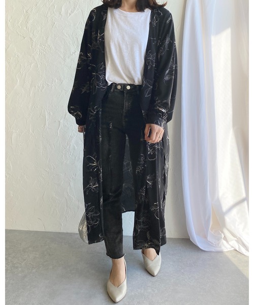 She's Closet(シーズクローゼット)の「花柄カシュクールロングガウンワンピース(ワンピース・レディース・ライトベージュ/ブラック/サンドベージュ・FREE)」の22枚目の写真