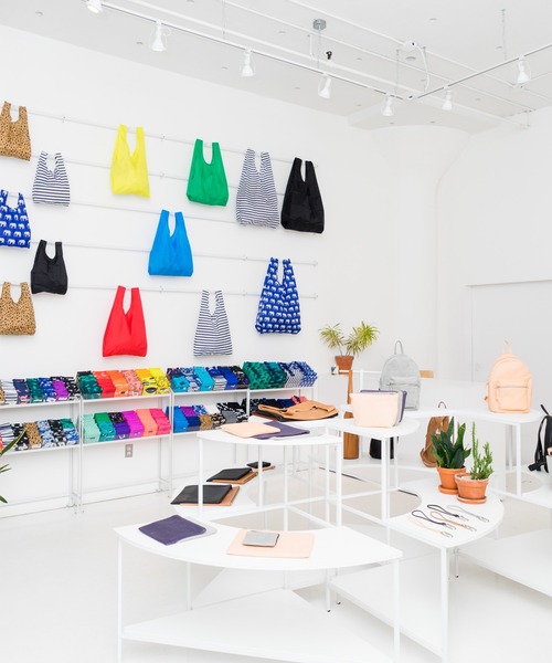 BAGGU(バグー)の「BABY BAGGU 353.ウォーターメロンピンク(エコバッグ/サブバッグ・レディース・ピンク・FREE)」の4枚目の写真