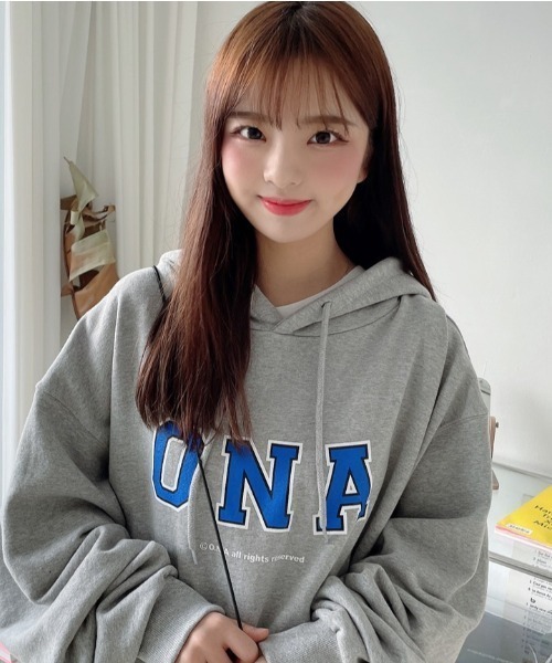 ONA（オーエヌエー）の「『ONA/オーエヌエー』2ND ONA LOGO PRINTING HOODIE/ユニセックス ロゴプリント フーディー（パーカー・メンズ・ブラック/グレー/アイボリー・FREE）」の3枚目の写真