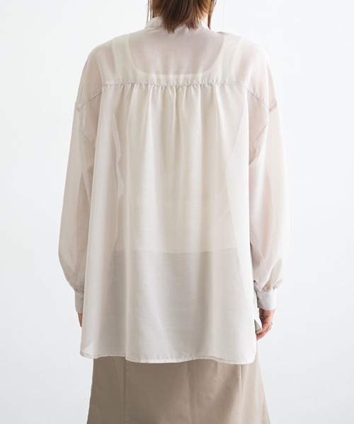 bohmal（ボマール）の「エステルシアーバンドカラーシャツ（シャツ/ブラウス・レディース・ベージュ/ブラック/グリーン/モカ/オフホワイト/サックスブルー・MEDIUM）」の13枚目の写真