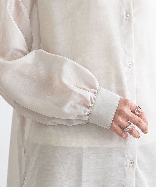 bohmal（ボマール）の「エステルシアーバンドカラーシャツ（シャツ/ブラウス・レディース・ベージュ/ブラック/グリーン/モカ/オフホワイト/サックスブルー・MEDIUM）」の17枚目の写真