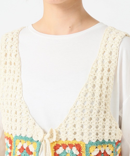 SLOBE citron.(スローブシトロン)の「SLOBE citron.クロシェベスト◆(ベスト・レディース・ナチュラル/レッド・FREE)」の3枚目の写真