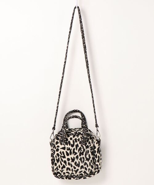 mystic(ミスティック)の「BINDU ChenilleJacquard MiniShoulderPochette(トートバッグ・レディース・キャメル/ベージュ・ONE SIZE)」の2枚目の写真