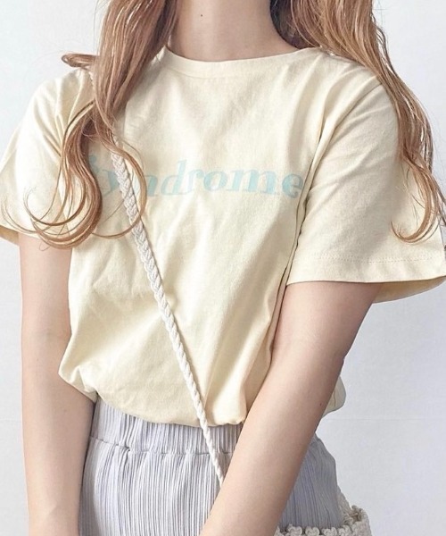 EPIMI E'PIMMY（エピミエピミー）の「アソートカラフルTシャツ（Tシャツ/カットソー・レディース・ブラック/オフホワイト/ブルー/クリーム/ラベンダー/ピンクベージュ・MEDIUM）」の5枚目の写真