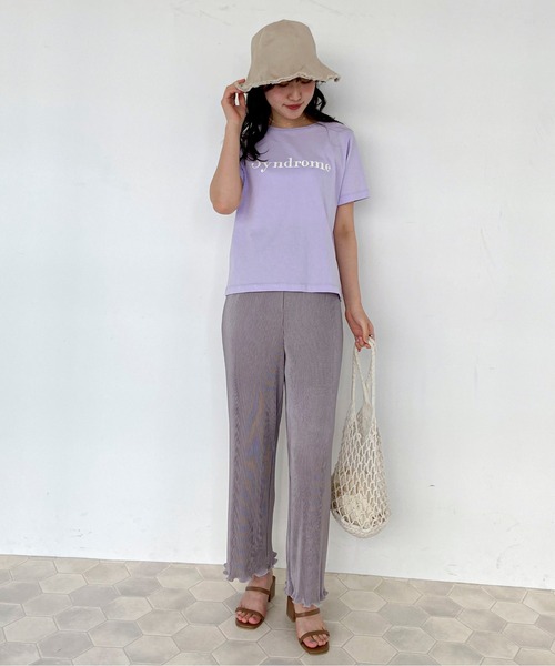 EPIMI E'PIMMY（エピミエピミー）の「アソートカラフルTシャツ（Tシャツ/カットソー・レディース・ブラック/オフホワイト/ブルー/クリーム/ラベンダー/ピンクベージュ・MEDIUM）」の19枚目の写真