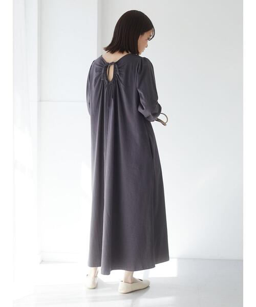 Green　Parks（グリーンパークス）の「・SUGAR SPOON バックギャザーワンピース＊（ワンピース・レディース・アイボリー/パープル/チャコールグレー/オレンジ・FREE）」の8枚目の写真