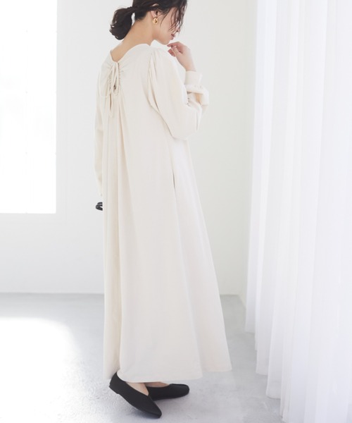 Green　Parks（グリーンパークス）の「・SUGAR SPOON バックギャザーワンピース＊（ワンピース・レディース・アイボリー/パープル/チャコールグレー/オレンジ・FREE）」の2枚目の写真