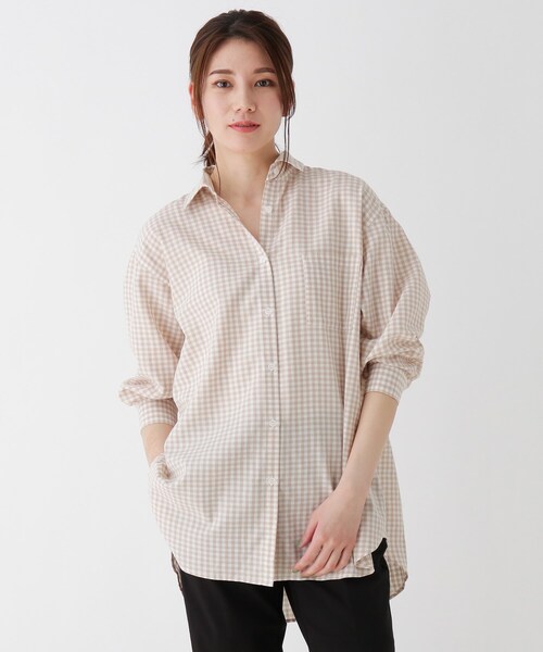 SHOO・LA・RUE(シューラルー)の「◆【S-3L】フレンチリネン前開きシャツ(シャツ/ブラウス・レディース・ホワイト系/ベージュ系1/ベージュ/ネイビー系2/グレー系その他3/ピンク系/ブラック系1/マスタード/ベージュ系2/ライトオレンジ系/オリーブ/グリーン系その他4/ネイビー/ブルー/チャコールグレー・01/02/03/04/05)」の7枚目の写真