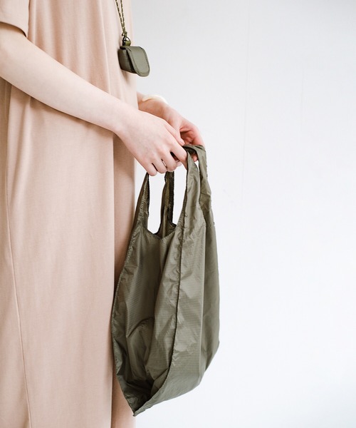 anello（アネロ）の「anello(R) CHICCO　サイズも機能も毎日使いにぴったり！たたまず持ち運べるショッピングバッグ（エコバッグ/サブバッグ・レディース・ネイビー/オリーブ/ラベンダー・ONE SIZE）」の16枚目の写真