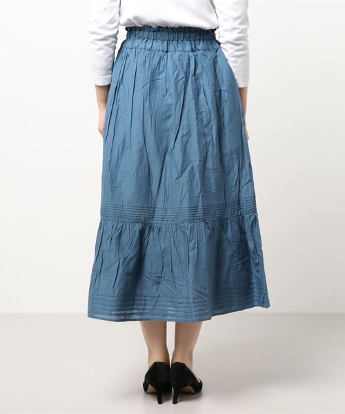 Samansa Mos2（サマンサ モスモス）の「ギャザーティアードスカート（スカート・レディース・ブルー/オフホワイト/ブラック・ﾌﾘ-）」の4枚目の写真