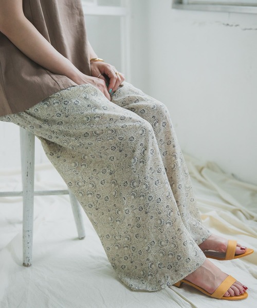 ITEMS URBANRESEARCH（アイテムズ アーバンリサーチ）の「柄プリーツパンツ（その他パンツ・レディース・ベージュ/ベージュ系その他/ブラック・FREE）」の19枚目の写真