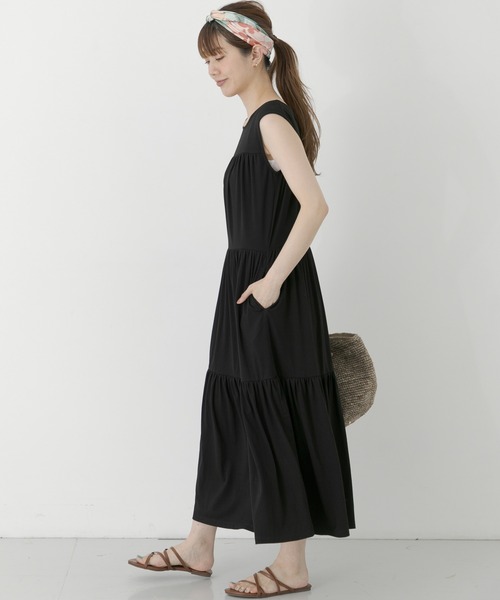 美品✨定価１.９万❤️　ブラック　サニーレーベル　リバーシブルショートダウン ザ・ノース・フェイス パープルレーベルのショートダウンパーカ