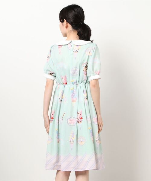 axes femme（アクシーズファム）の「アイス柄半袖ワンピース