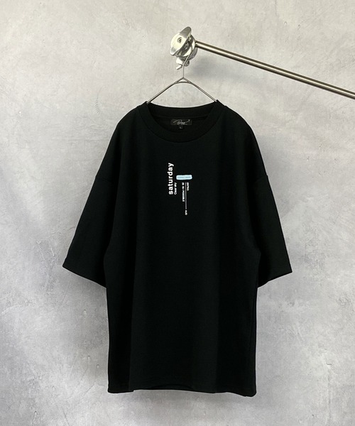 Beno(ビーノ)の「フォトプリントデザイン ワイドシルエット ジャージTシャツ(Tシャツ/カットソー・メンズ・オフホワイト/ホワイト系その他/ホワイト系その他2/ブラック/ブラック系その他/ブラック系その他2/グレイッシュベージュ/ライトグリーン/グレイッシュブルー・M/L/LL)」の10枚目の写真