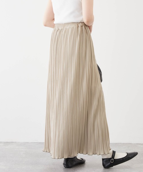 mikke（ミッケ）の「メロー配色パイピング アシンメトリープリーツスカート（スカート・レディース・ブラック/ベージュ/グリーン・FREE）」の11枚目の写真