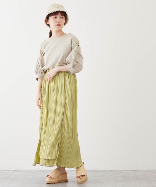 mikke（ミッケ）の「メロー配色パイピング アシンメトリープリーツスカート（スカート・レディース・ブラック/ベージュ/グリーン・FREE）」の18枚目の写真