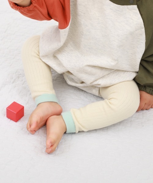 devirock（デビロック）の「ベビー バイカラー＆ボーダーレギンス（レギンス/スパッツ・キッズ・モカ/ピンク系その他/グレー系その他/ブルー系その他/杢グレー/スミクロ/ベージュ/グリーン系その他/アイボリー/ブラック系その他/ホワイト系その他・70-80cm/80-90cm）」の2枚目の写真