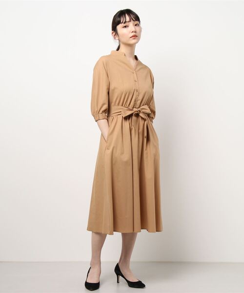 Q（キュー）の「ベルト付きギャザーワンピース（ワンピース・レディース・ブラック/ベージュ・MEDIUM）」の8枚目の写真