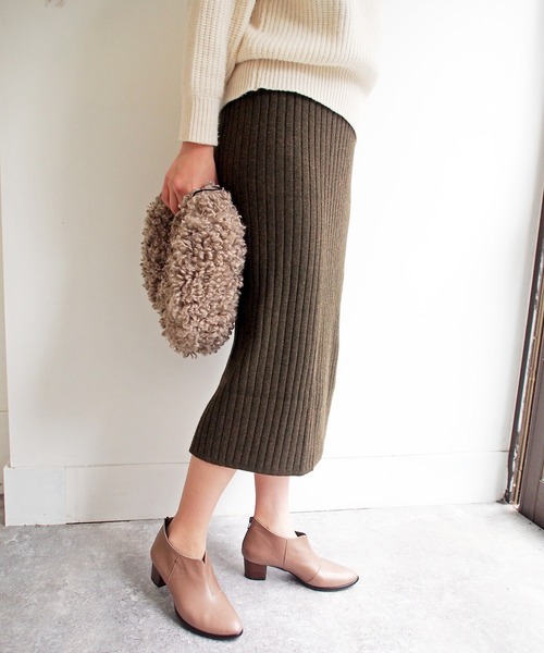 cava cava(サヴァサヴァ)の「【撥水・防滑】バックジップブーティ -3720411(パンプス・レディース・ブラック/グレイッシュベージュ/アイボリー/ダークブラウン・24.0cm/23.5cm/24.5cm/23.0cm/22.5cm)」の9枚目の写真