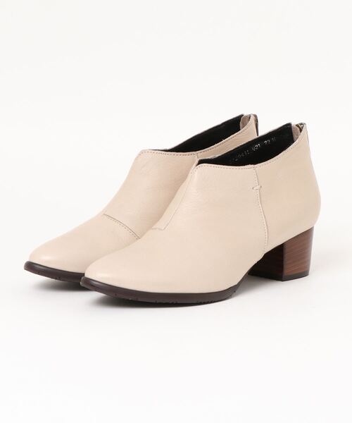 cava cava(サヴァサヴァ)の「【撥水・防滑】バックジップブーティ -3720411(パンプス・レディース・ブラック/グレイッシュベージュ/アイボリー/ダークブラウン・24.0cm/23.5cm/24.5cm/23.0cm/22.5cm)」の15枚目の写真