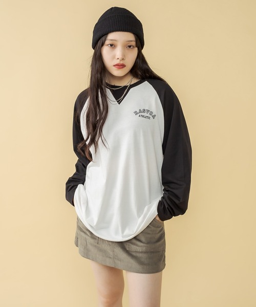 RASVOA（ラスボア）の「ＡＴＨＬＥＴＩＣラグランロンＴ（Tシャツ/カットソー・レディース・ブラック/レッド/グリーン・FREE）」の4枚目の写真