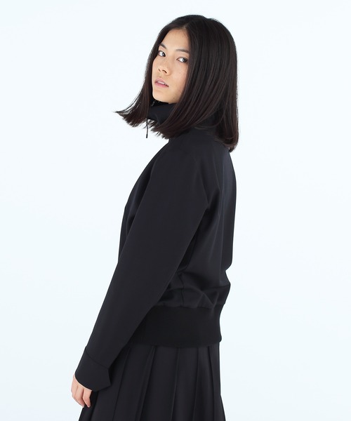 Y-3(ワイスリー)の「W CLASSIC REFINED WOOL STRETCH TRACK JACKET(ジャージ・レディース・ブラック・SMALL/MEDIUM/X-SMALL/XX-SMALL)」の3枚目の写真