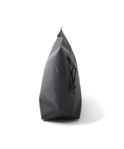 uniform experiment（ユニフォームエクスペリメント）の「WATER PROOF POUCH（ポーチ・メンズ・ブラック・FREE）」の5枚目の写真