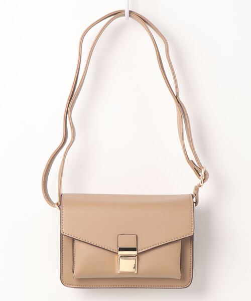 HONEYSUCKLE ROSE（ハニーサックルローズ）の「【HONEYSUCKLE ROSE】ＰＵフラップミニショルダーバッグ（ショルダーバッグ・レディース・ブラック/ライトベージュ・ONE SIZE）」の8枚目の写真