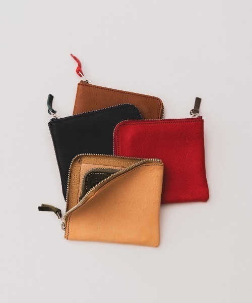 BEAMS PLUS（ビームスプラス）の「【ビームスの百名品】Double Zip Wallet（財布・メンズ・ベージュ/ブラウン/レッド/ネイビー・ONE SIZE）」の9枚目の写真