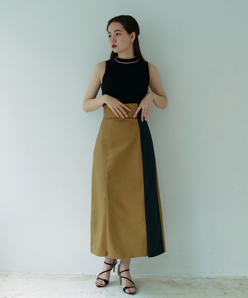 TINA:JOJUN(ティーナジョジュン)の「バイカラー チノスカート TINA:JOJUN(スカート・レディース・ブラック/ベージュ/ブルーグレー・M/S)」の11枚目の写真