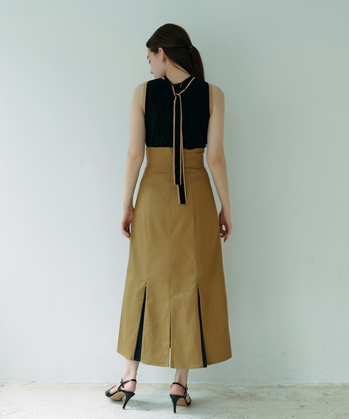 TINA:JOJUN(ティーナジョジュン)の「バイカラー チノスカート TINA:JOJUN(スカート・レディース・ブラック/ベージュ/ブルーグレー・M/S)」の7枚目の写真