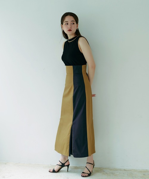 TINA:JOJUN(ティーナジョジュン)の「バイカラー チノスカート TINA:JOJUN(スカート・レディース・ブラック/ベージュ/ブルーグレー・M/S)」の6枚目の写真