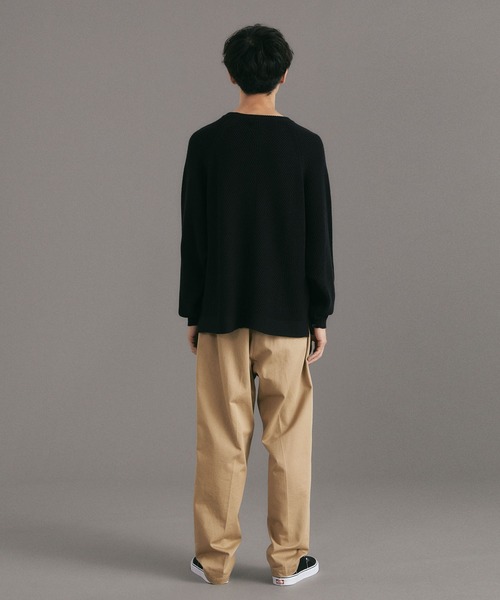 DELUXE（デラックス）の「OLIVER（ニット/セーター・メンズ・ブラック/ベージュ・S/M/L）」の17枚目の写真