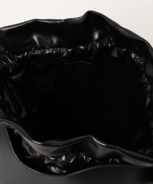 Settimissimo（セッティミッシモ）の「バケツ型巾着2WAYバッグ（ハンドバッグ・レディース・ブラック/ベージュ・FREE）」の3枚目の写真