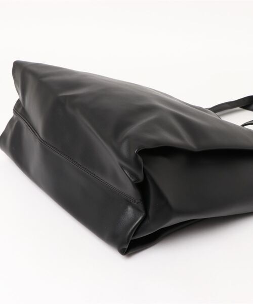 Settimissimo（セッティミッシモ）の「レザーライク2WAYトートバッグ（トートバッグ・レディース・ブラック/キャメル・FREE）」の3枚目の写真